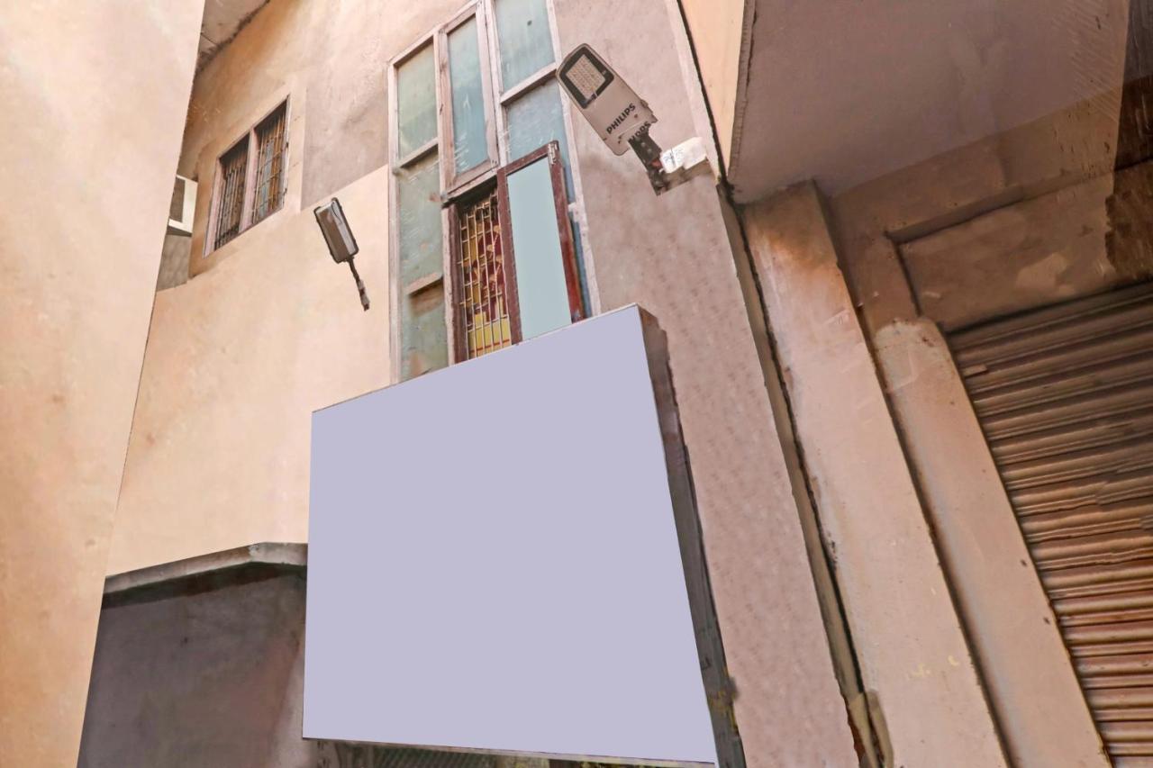 Oyo 82407 K Shree Guest House 바라나시 외부 사진